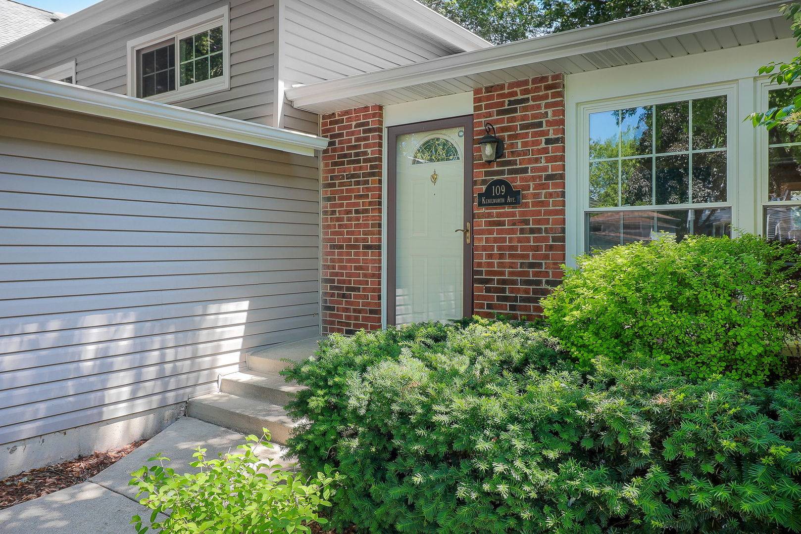 109 Kenilworth AVE, Glen Ellyn, IL 60137