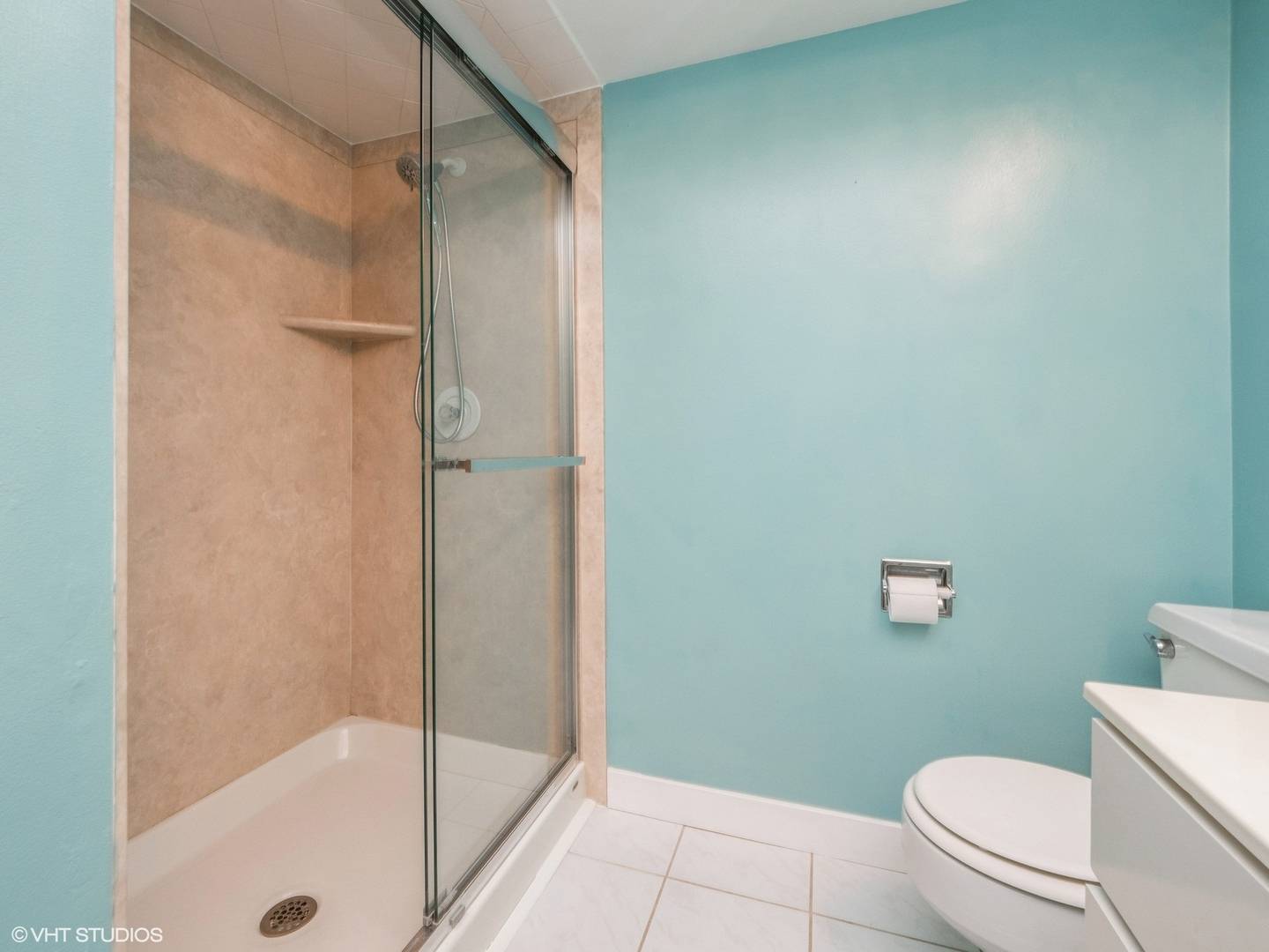 550 Shorely DR #104, Barrington, IL 60010