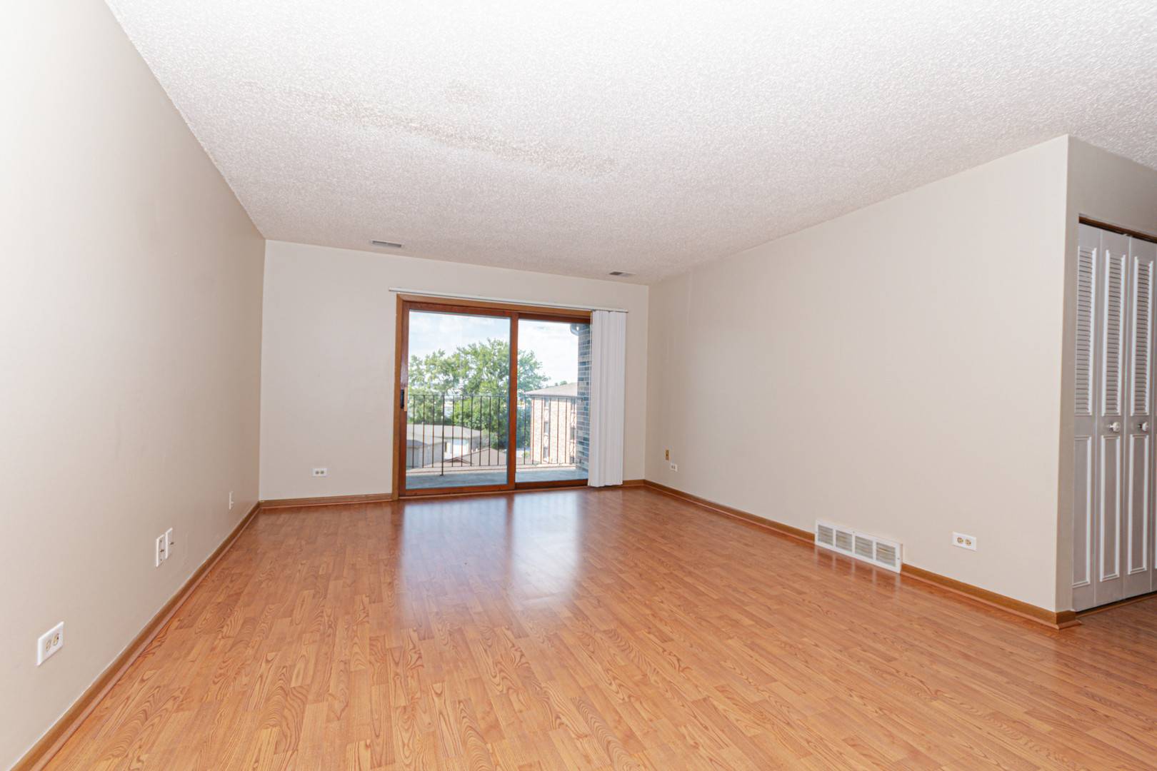 10532 Ridge Cove DR #35A, Chicago Ridge, IL 60415