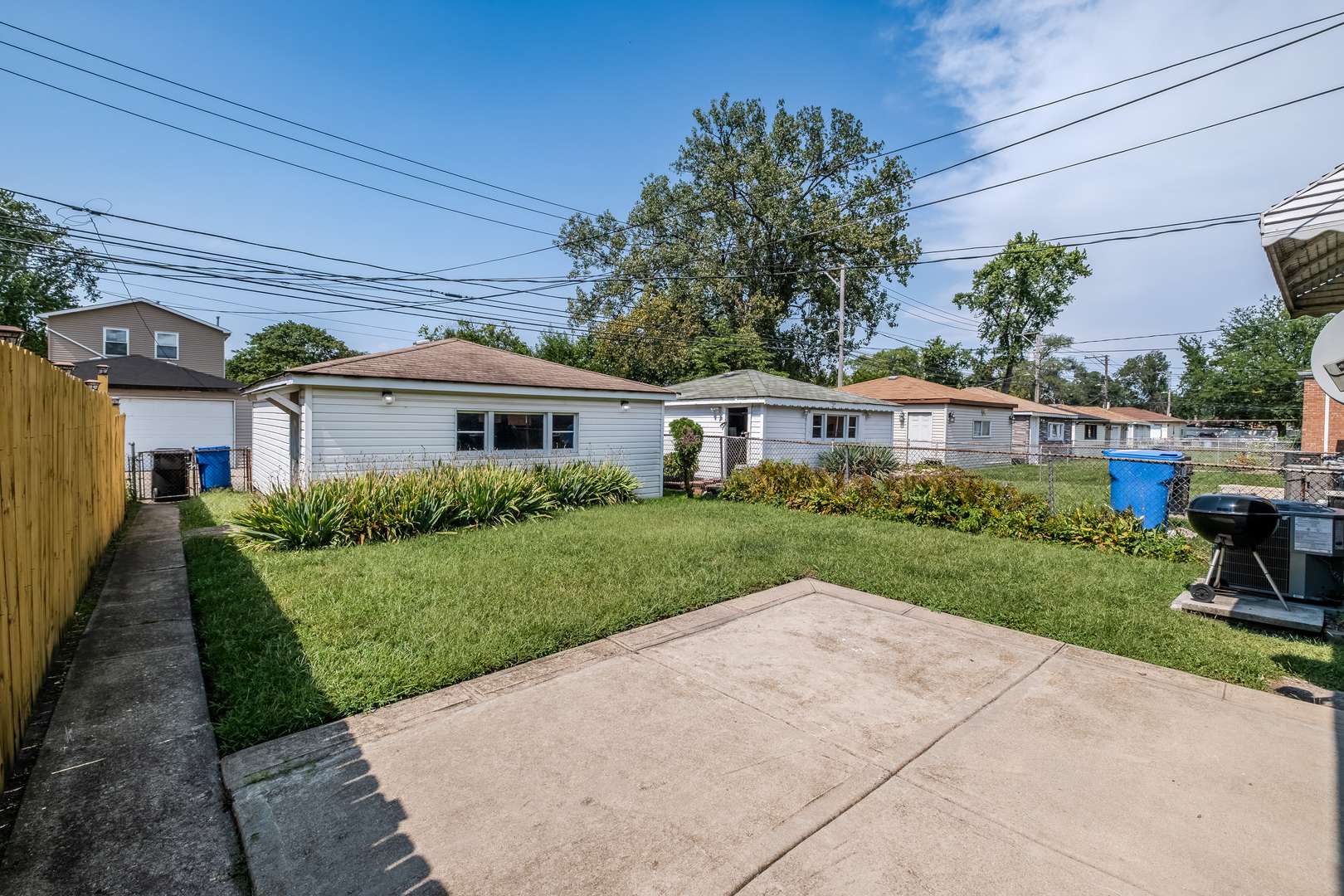 10226 S Torrence AVE, Chicago, IL 60617
