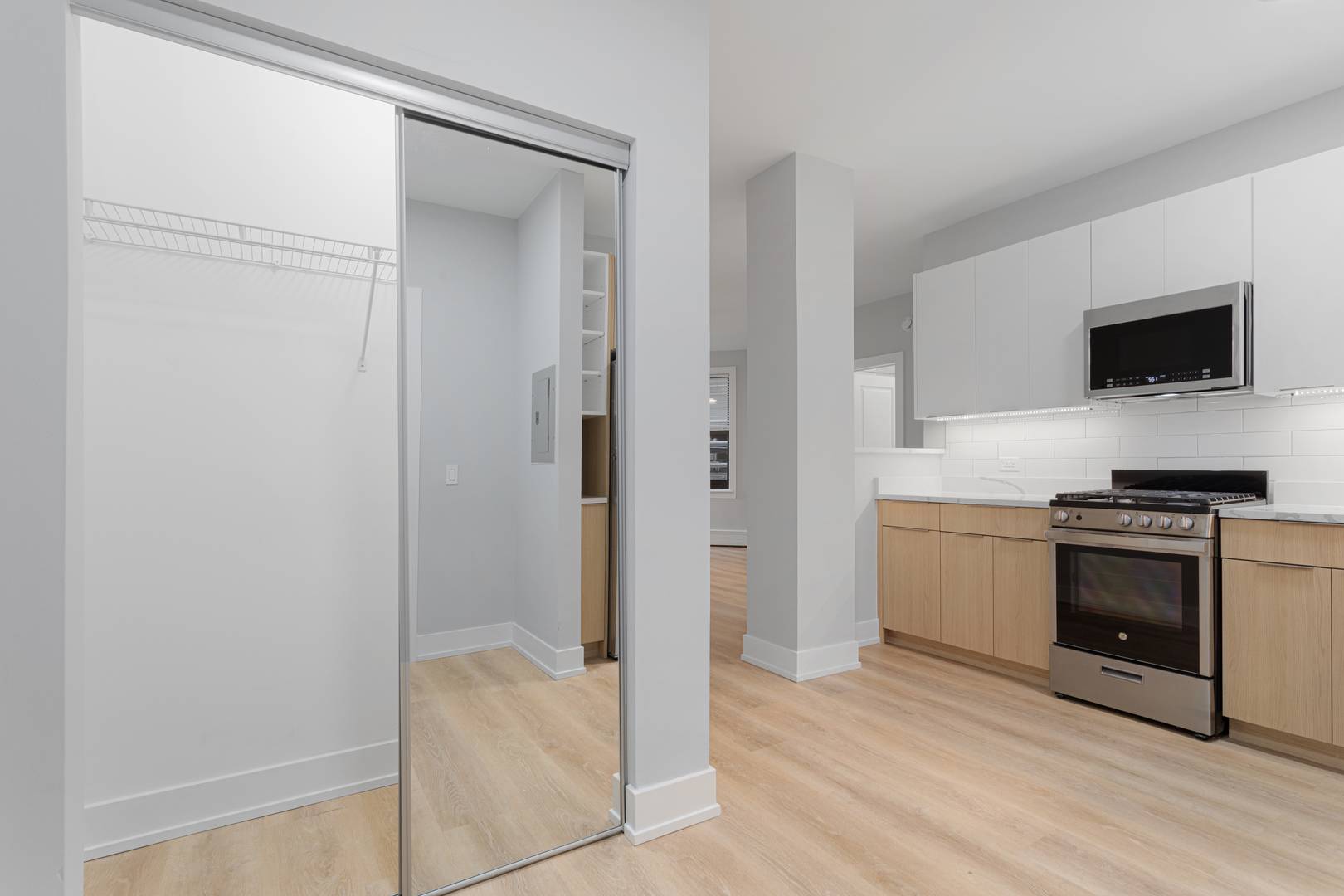 1625 W Howard AVE #220, Chicago, IL 60626