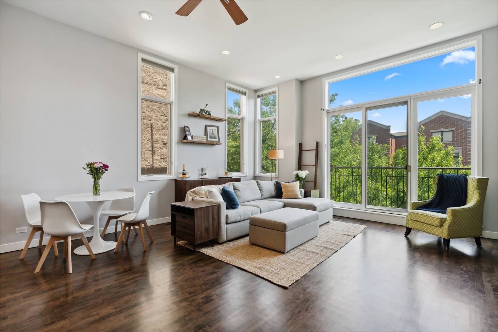 864 N PAULINA ST #3, Chicago, IL 60622