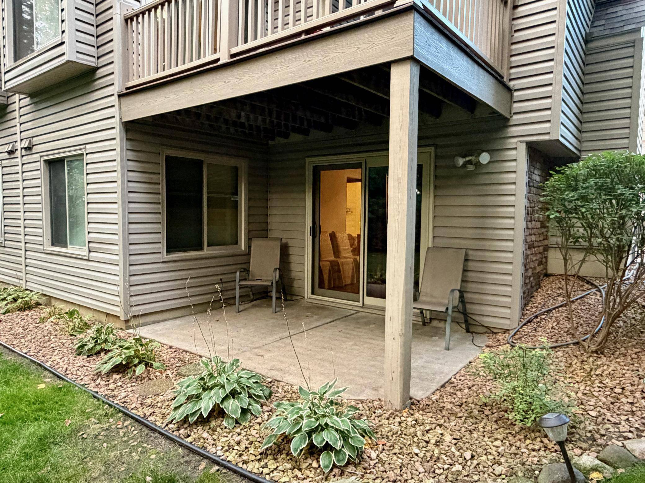 183 Galtier PL, Shoreview, MN 55126