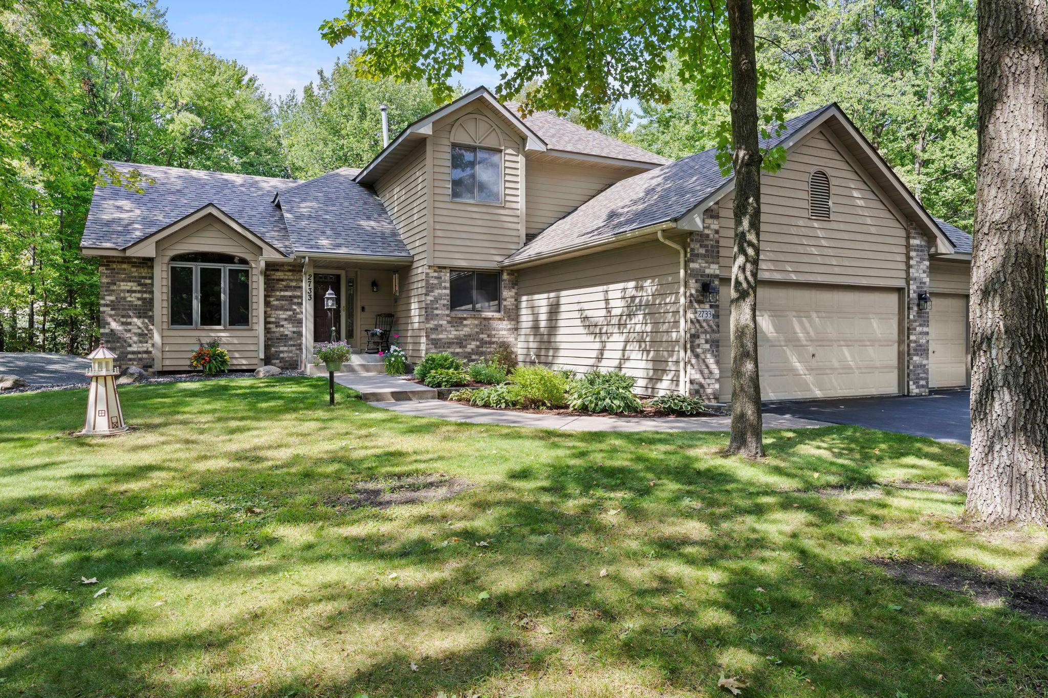 2733 158th AVE NE, Ham Lake, MN 55304