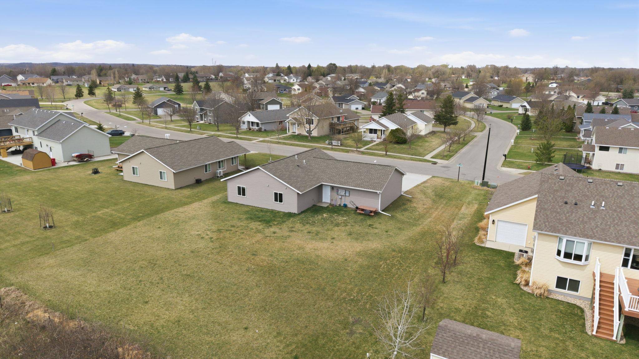 1504 Jasmine DR, Alexandria, MN 56308