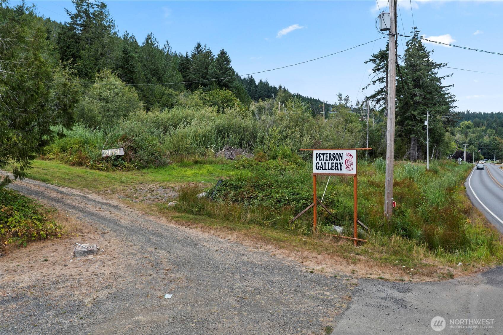 21431 N US Hwy 101, Hoodsport, WA 98548