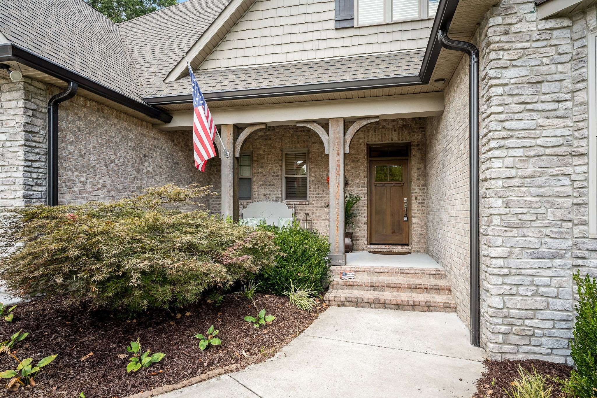 215 FLORA LANE, Manchester, TN 37355