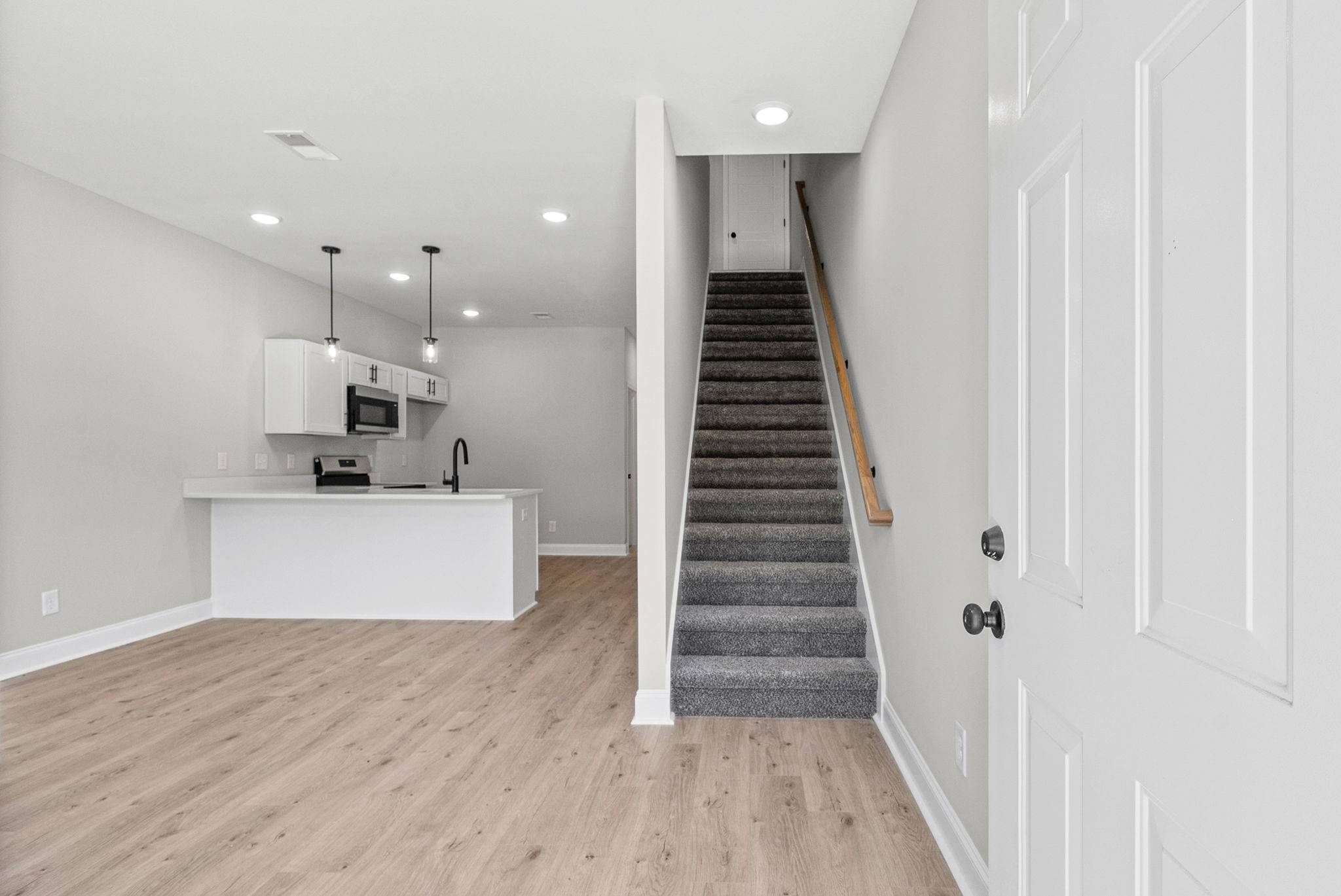 160 Fairview Ln #A3, Clarksville, TN 37040