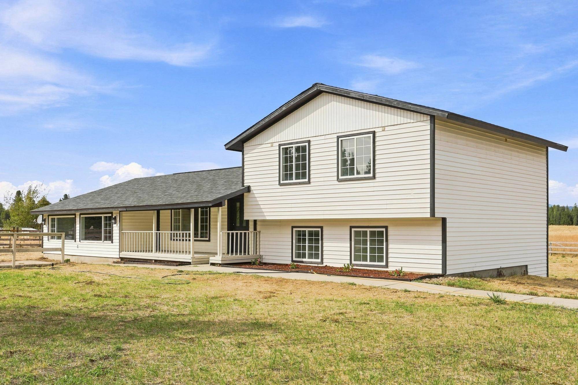 1612 W Mason Rd, Deer Park, WA 99006