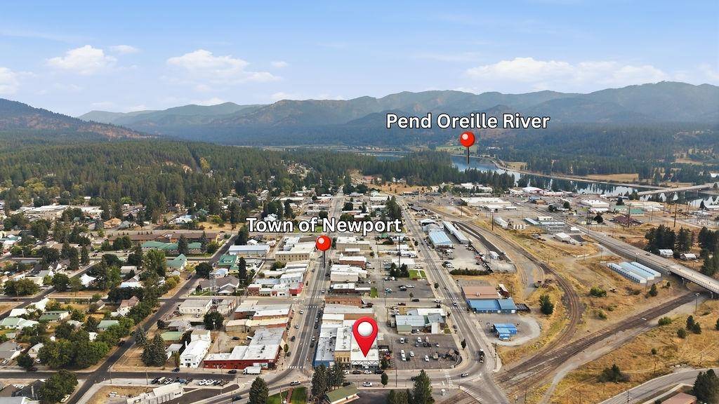 324 4th St, Newport, WA 99156