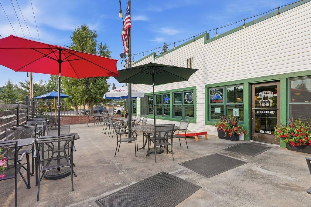 324 4th St, Newport, WA 99156