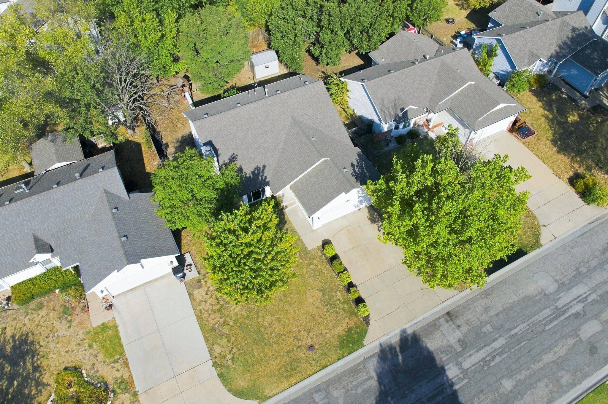 1241 S Fox Run, Wichita, KS 67207