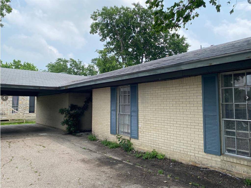 2015 Greenbrook PKWY #B, Austin, TX 78723