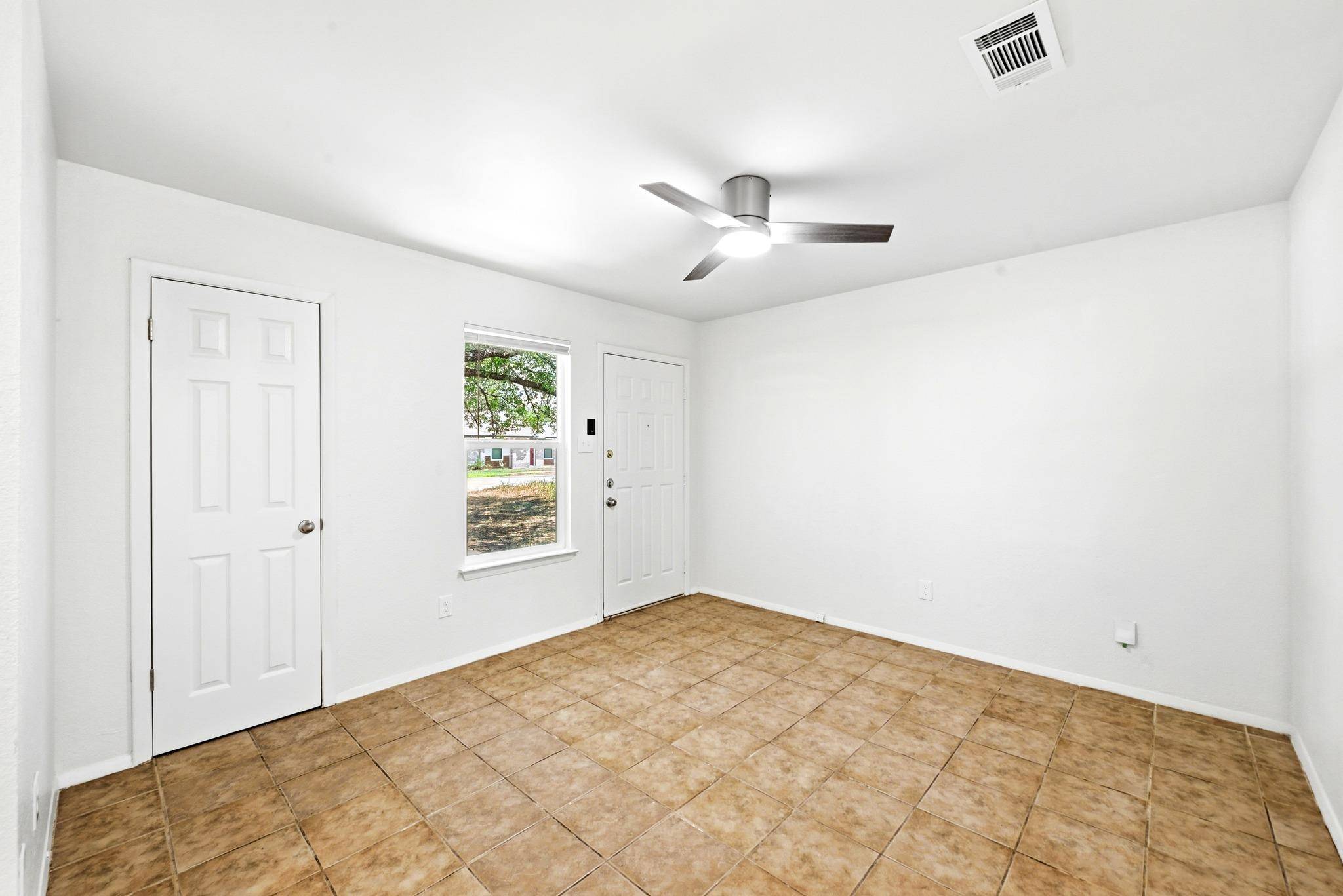 910 Bret LN #A, Austin, TX 78721