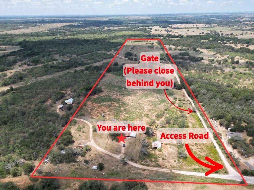 3200 Cattlemens ROW, Lockhart, TX 78644