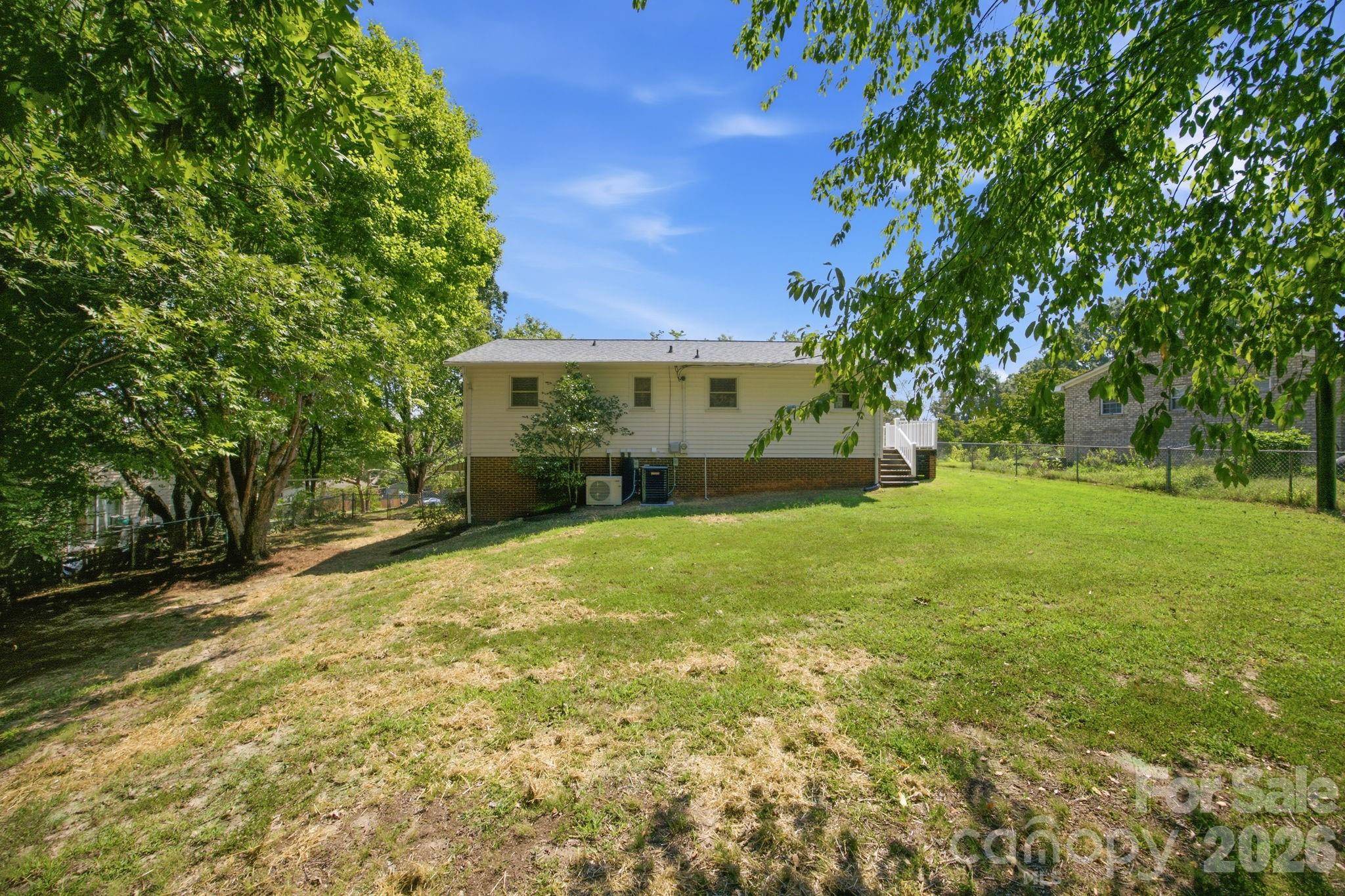 1720 Valwood ST, Kannapolis, NC 28083