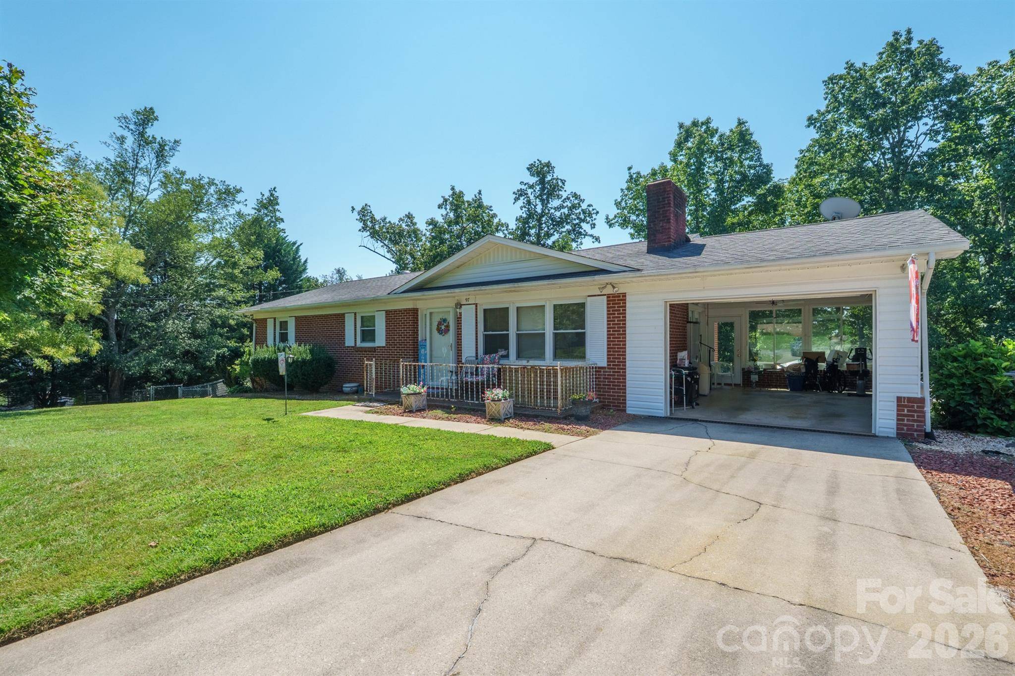 97 Willow CT, Taylorsville, NC 28681