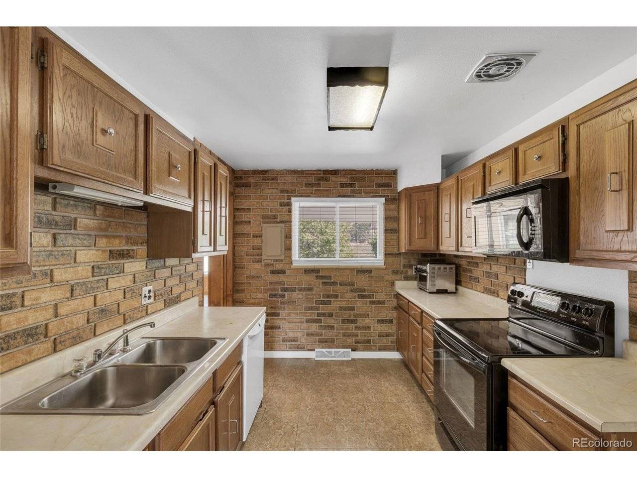 772 S Simms, Denver, CO 80228