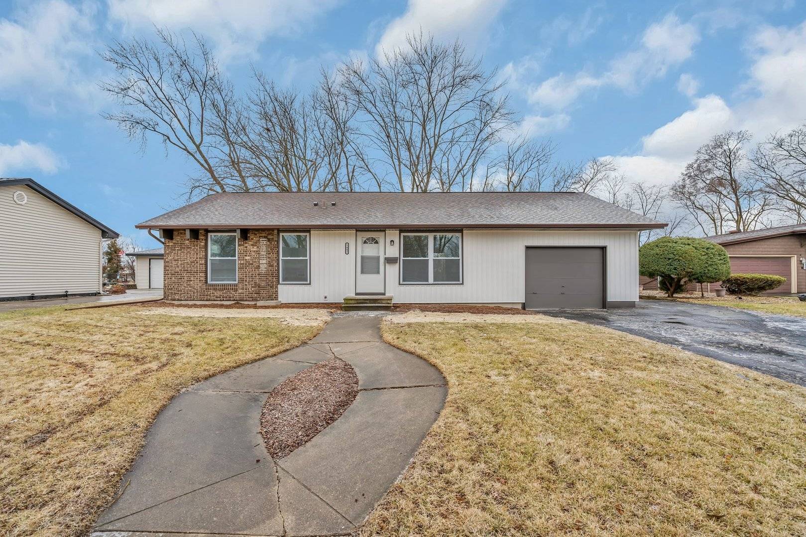 5443 Georgetown DR, Matteson, IL 60443