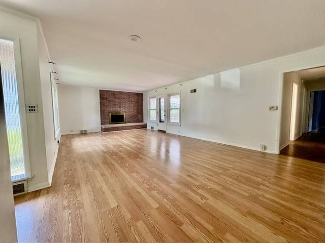 531 Pinecrest LN, Wilmette, IL 60091