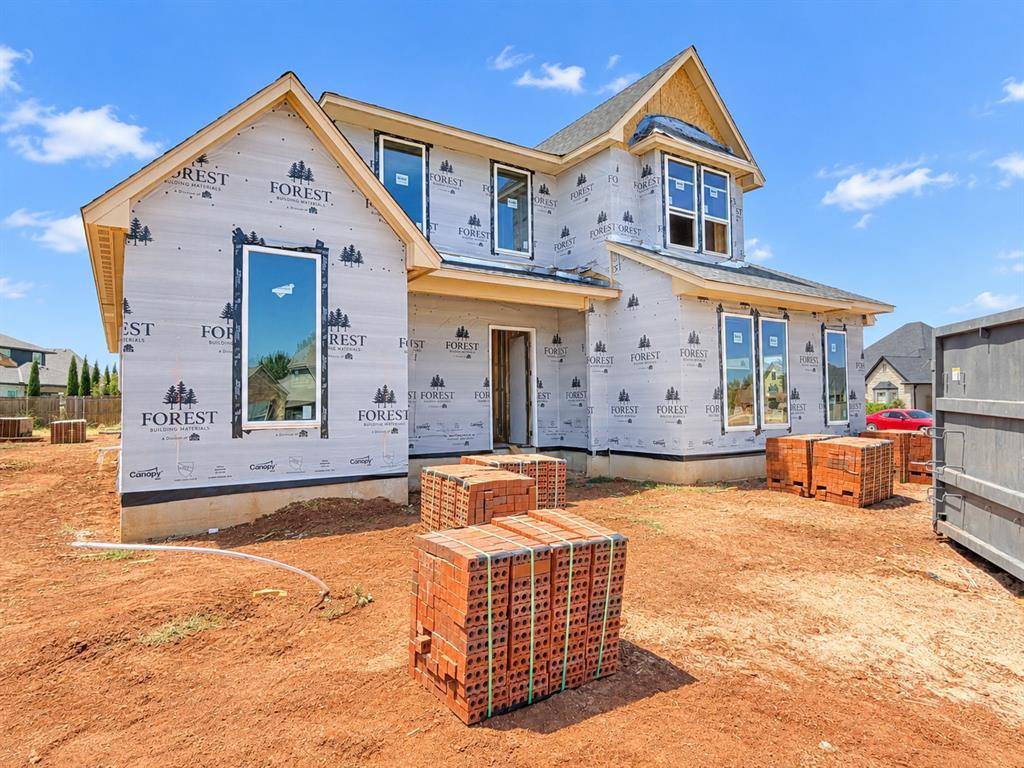 15421 Brook Hill DR, Edmond, OK 73013