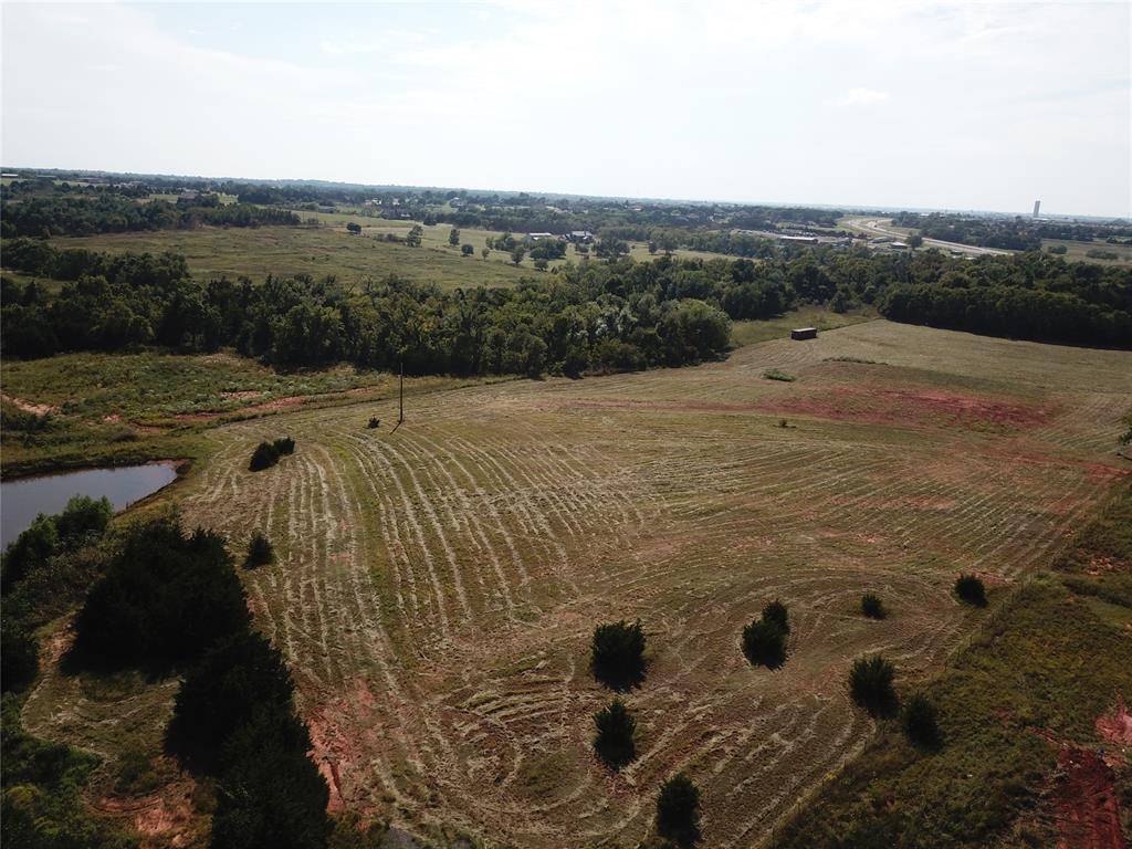 5595 Little Farms RD, Guthrie, OK 73044