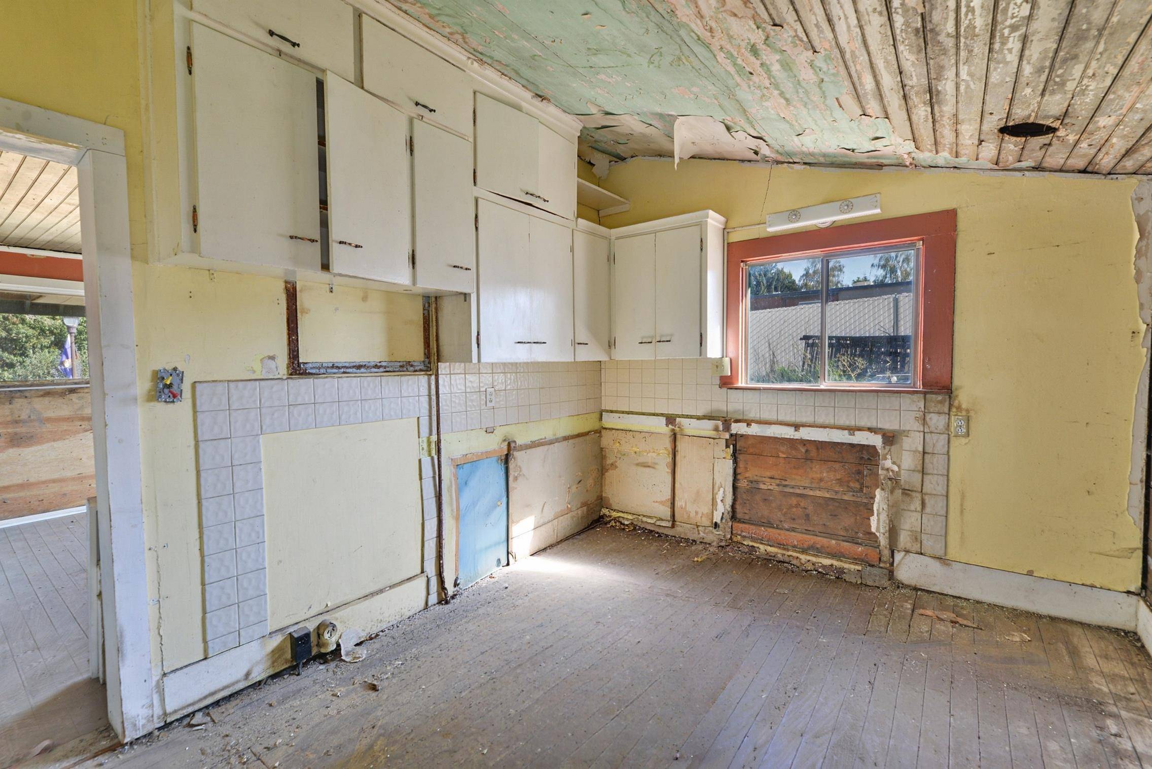 102 W Pearl St, Oakesdale, WA 99158