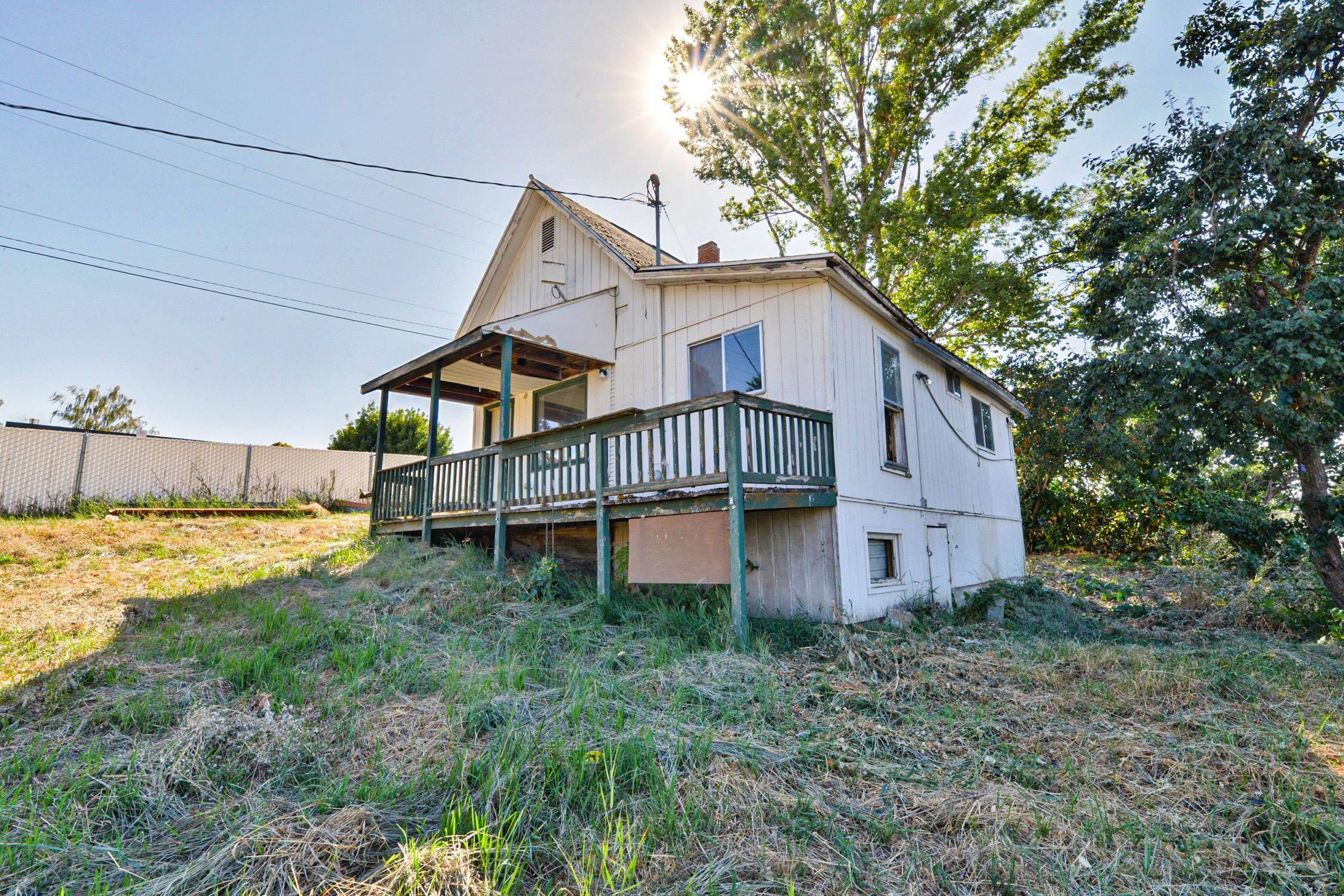 102 W Pearl St, Oakesdale, WA 99158