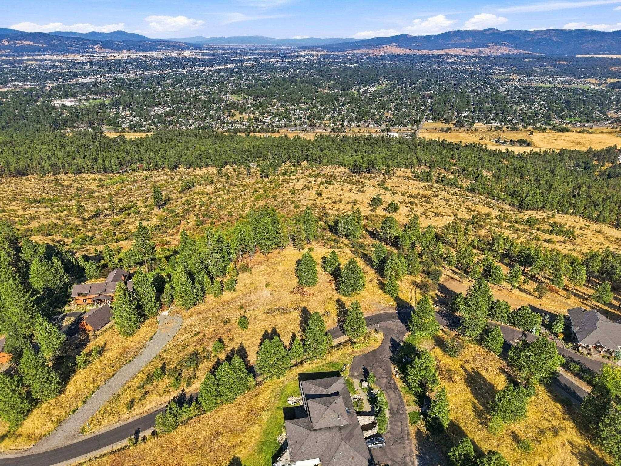 2827 S Park Ln, Spokane, WA 99212
