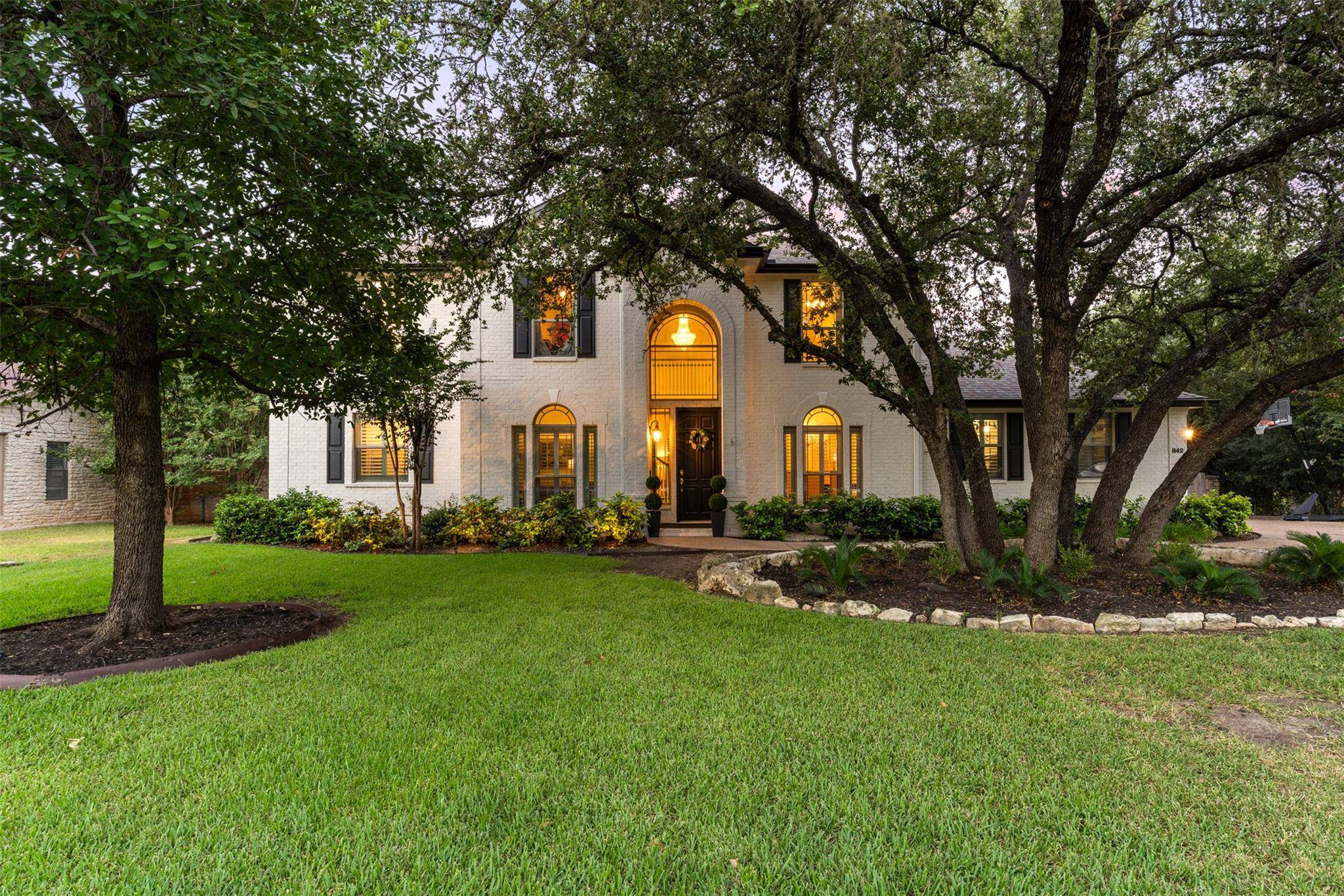 842 Sunfish ST, Lakeway, TX 78734