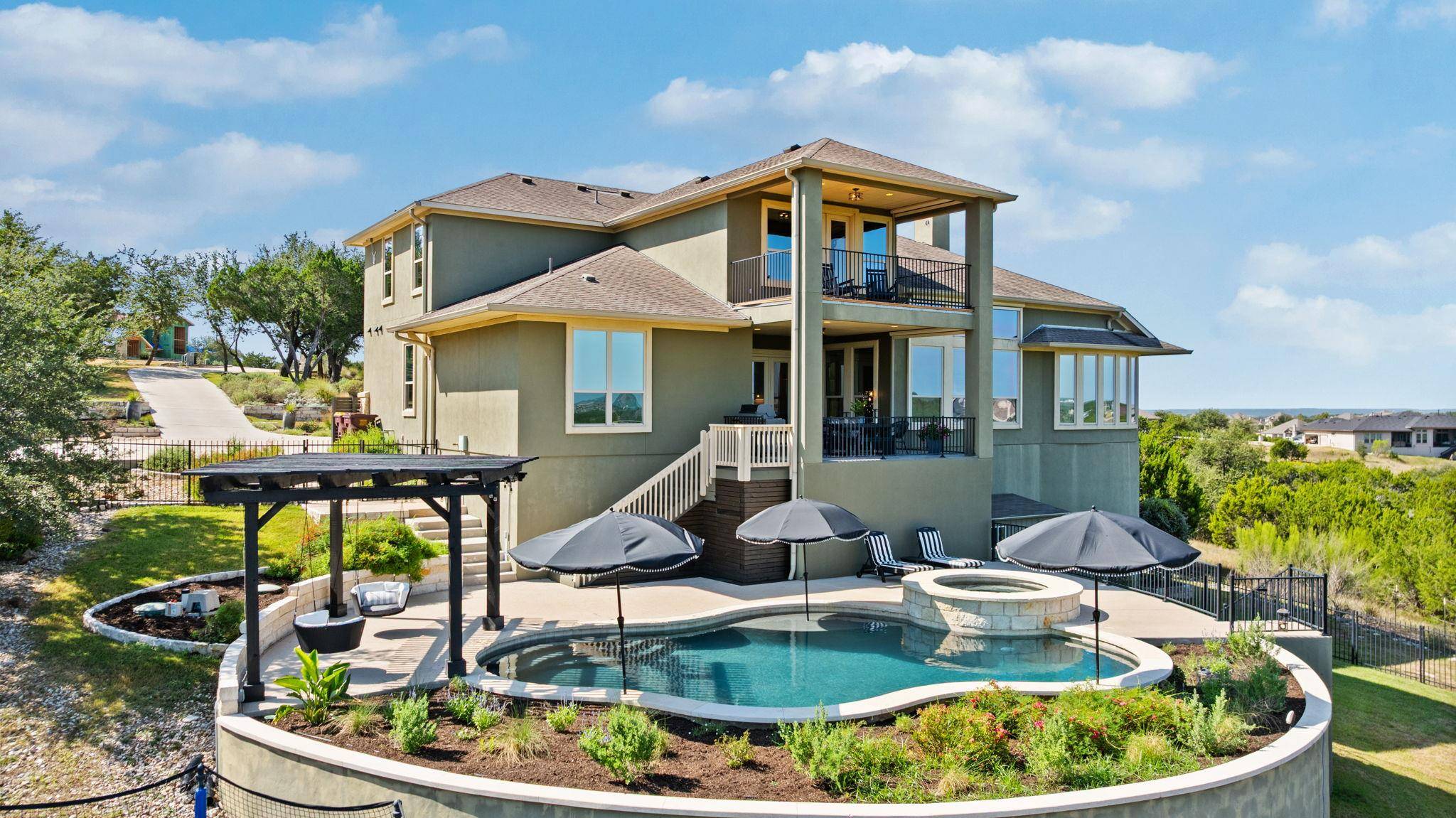 108 Honey Locust CT, Driftwood, TX 78619