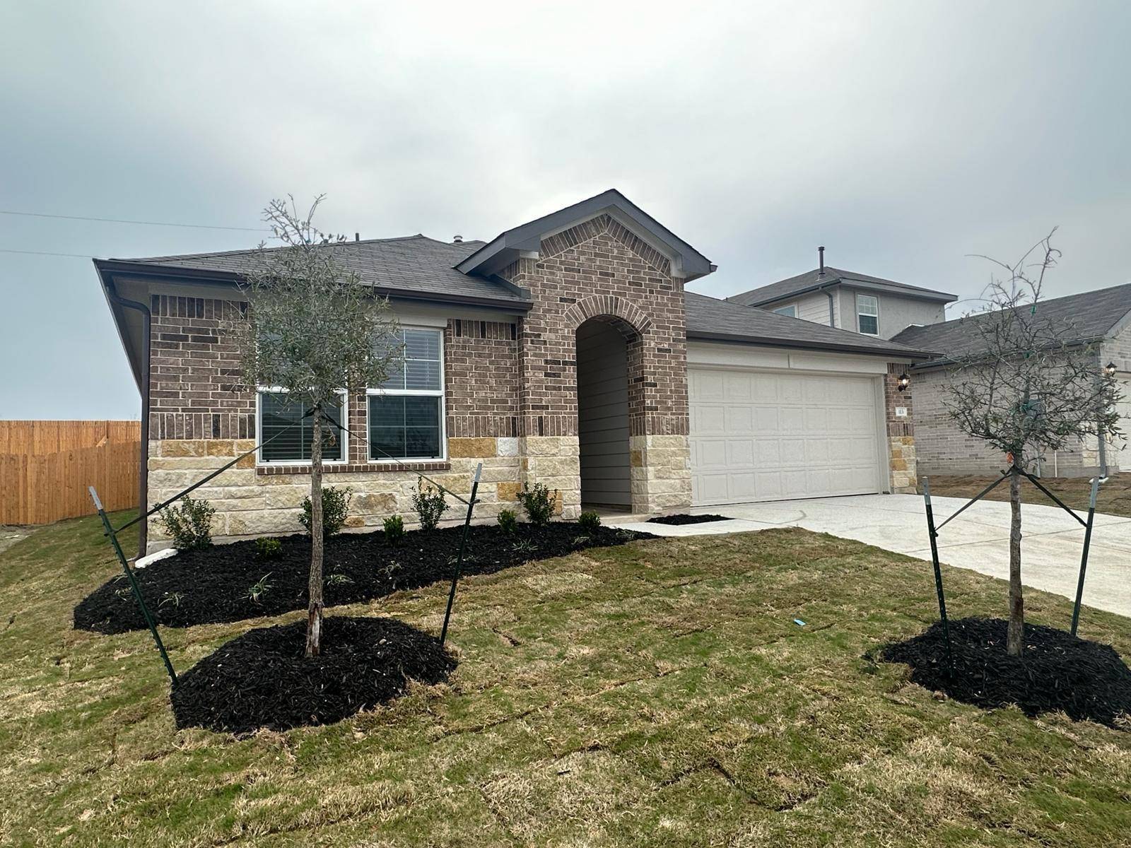 113 BRIGGS LN, San Marcos, TX 78666