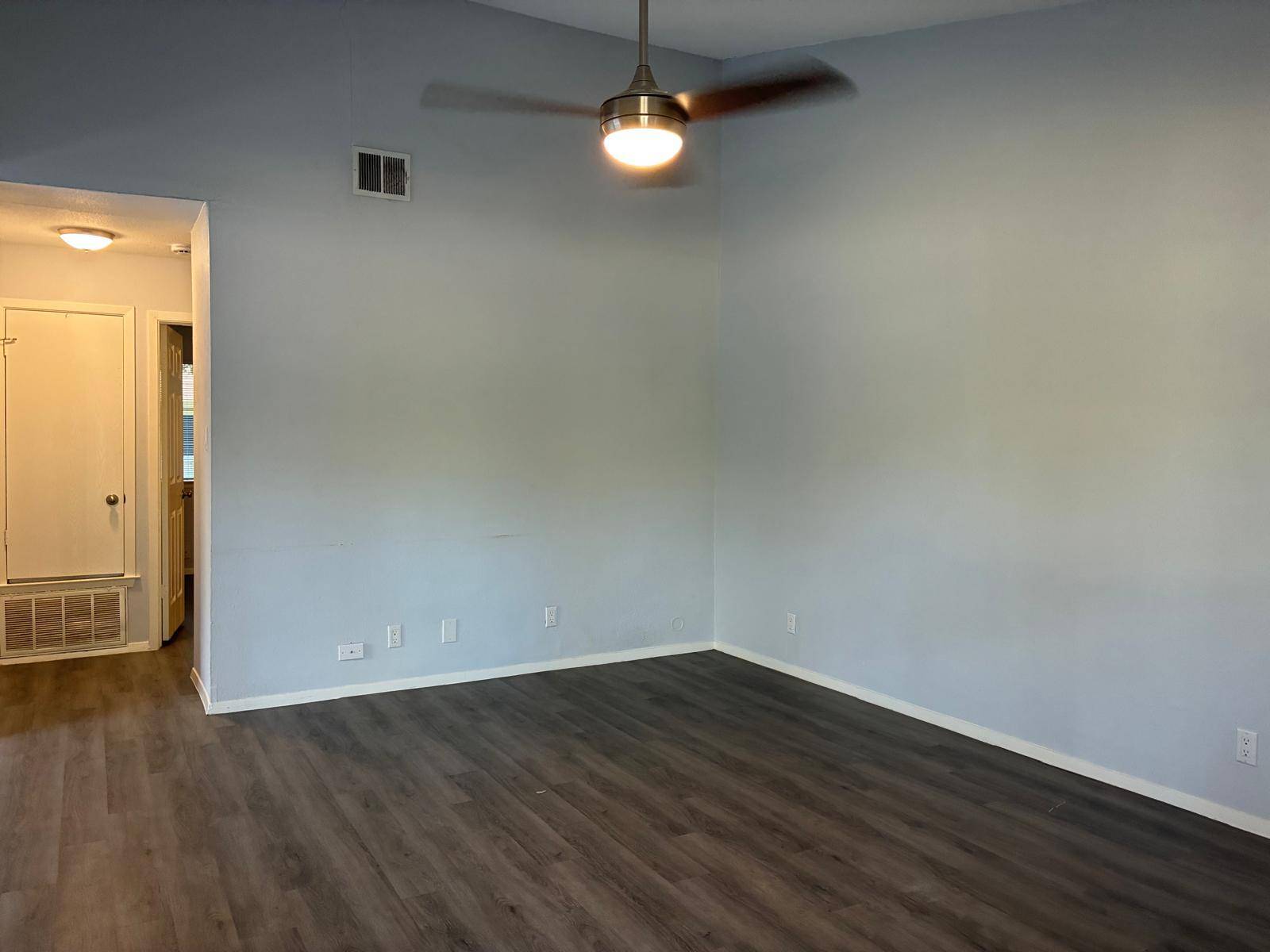 12407 Tree Line DR #B, Austin, TX 78729
