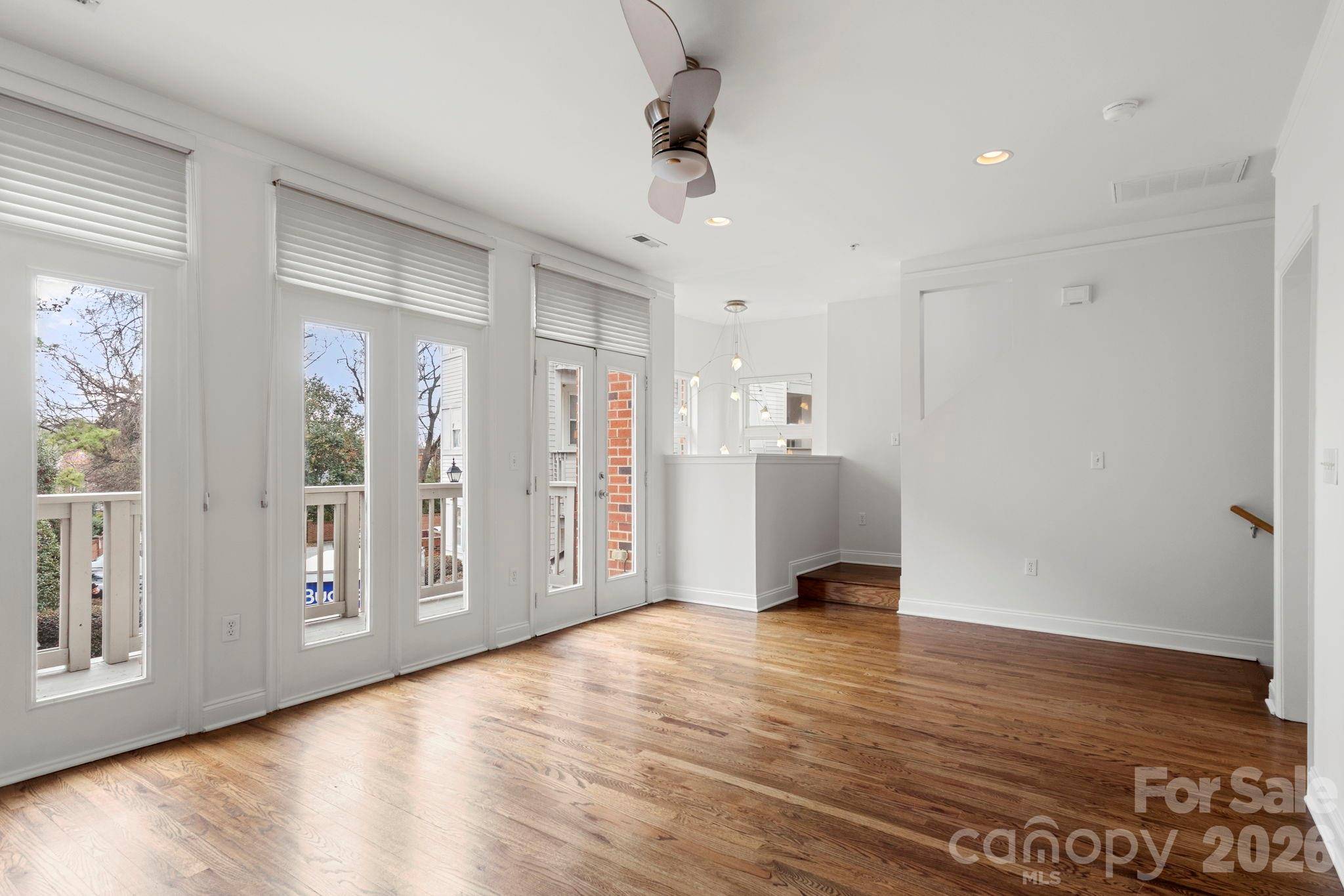 915 Gracie WAY, Charlotte, NC 28204