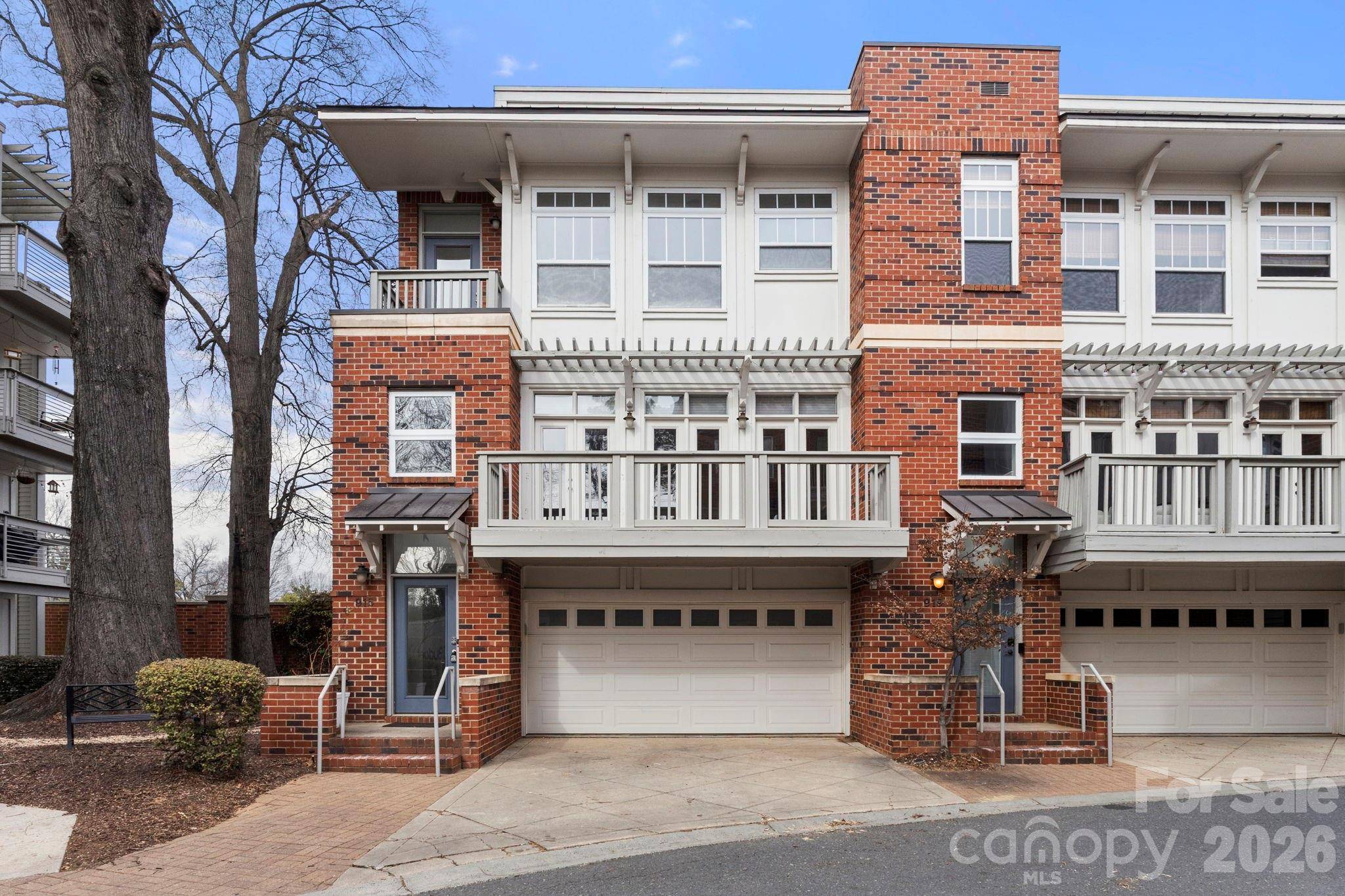 915 Gracie WAY, Charlotte, NC 28204