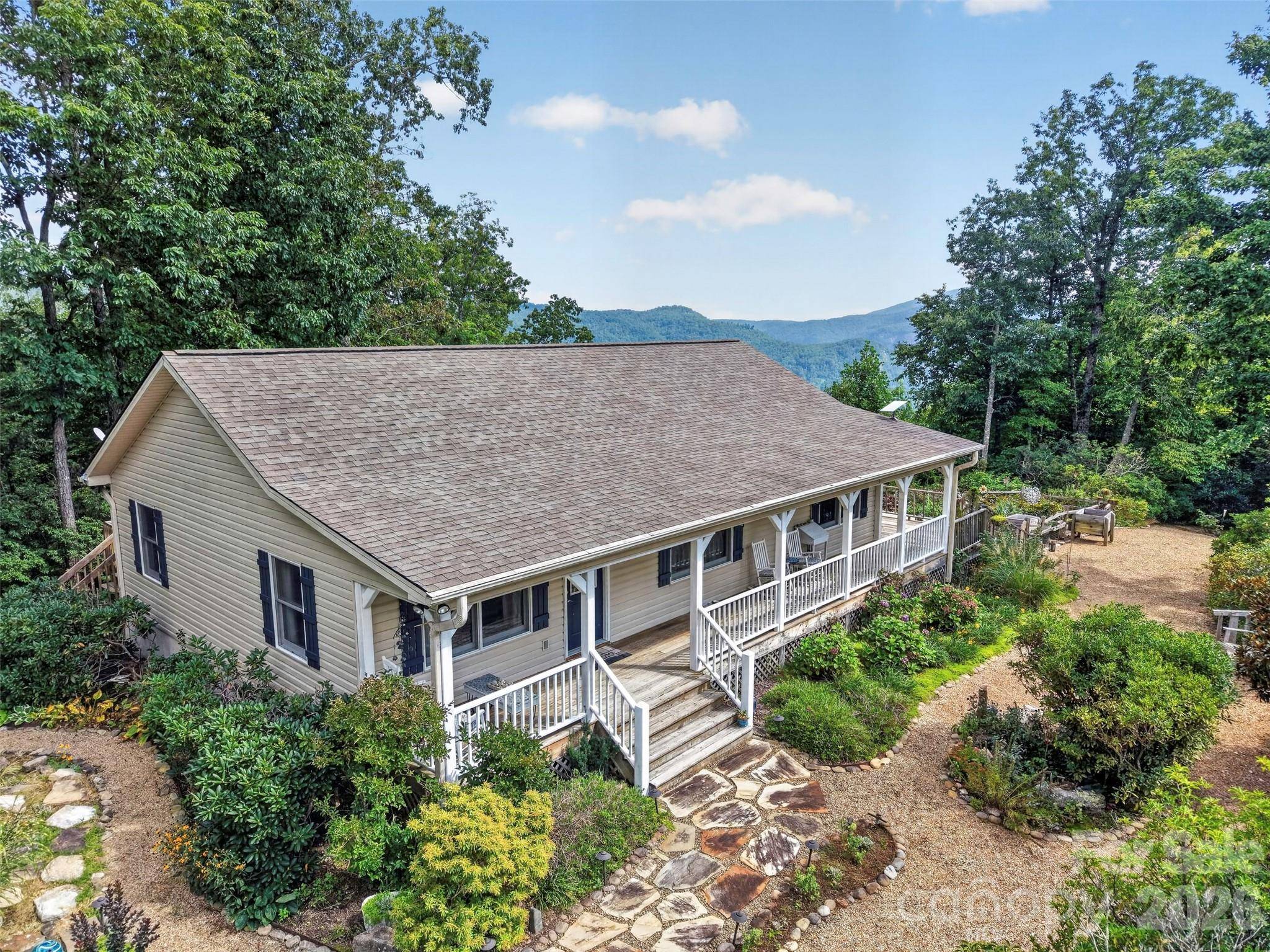 44 & 50 Autumn View DR, Hendersonville, NC 28792