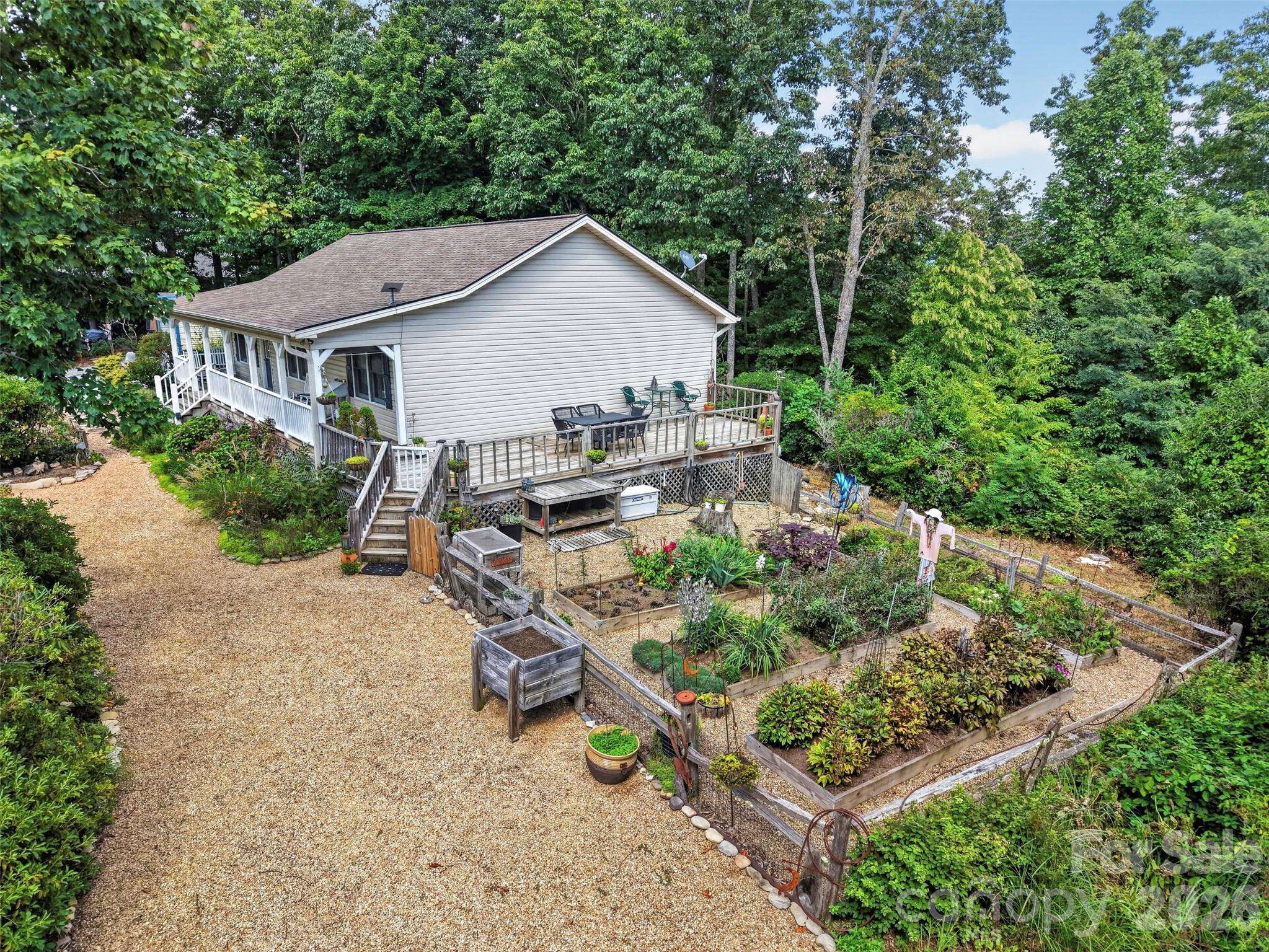 44 & 50 Autumn View DR, Hendersonville, NC 28792