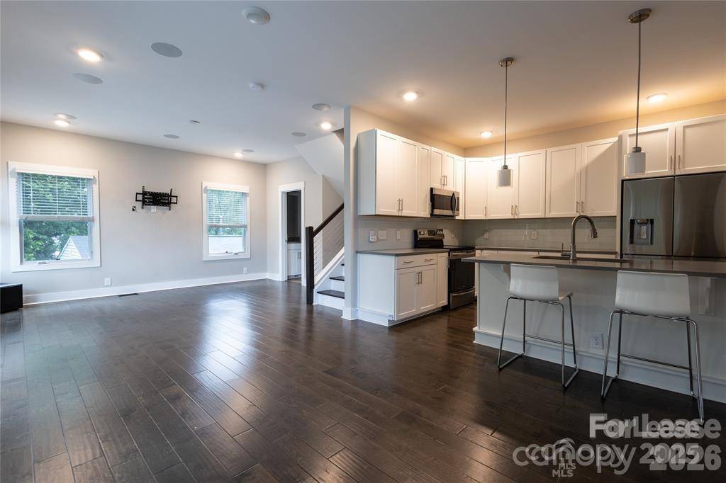 1515 Peridoe Point LN, Charlotte, NC 28206