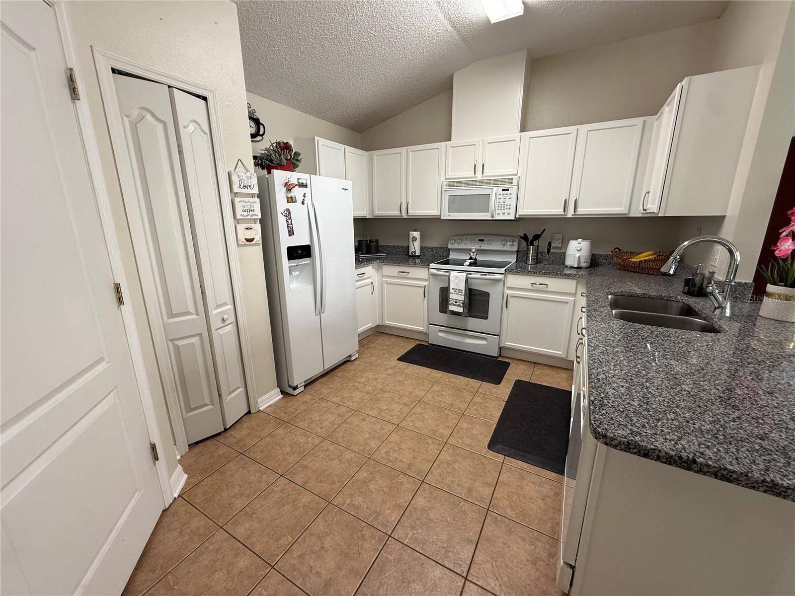 5727 VISTA LINDA DR, Orlando, FL 32822