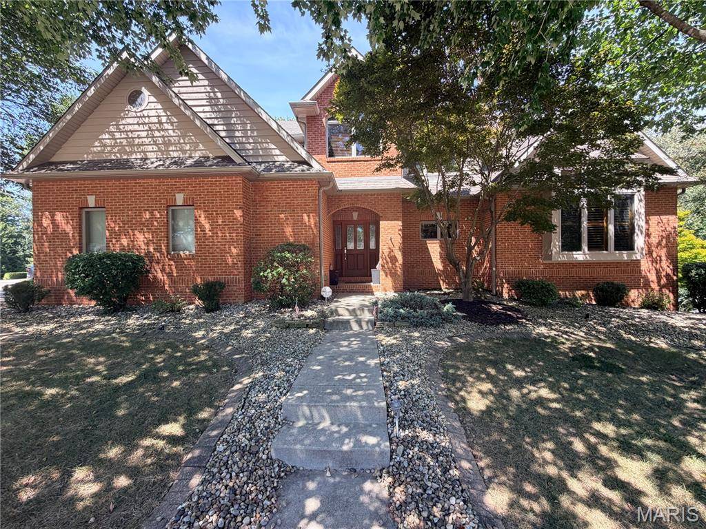 620 Springwood DR, Belleville, IL 62220