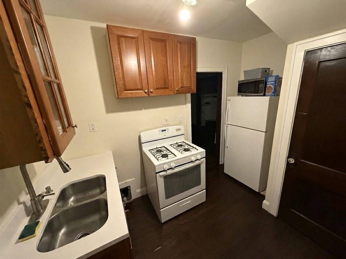 25 Keller AVE #S, Waukegan, IL 60085
