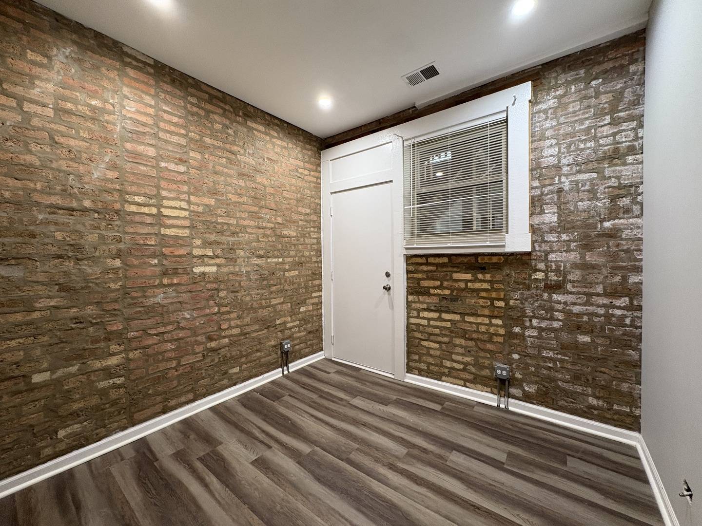 1649 W Pratt BLVD #1A, Chicago, IL 60626