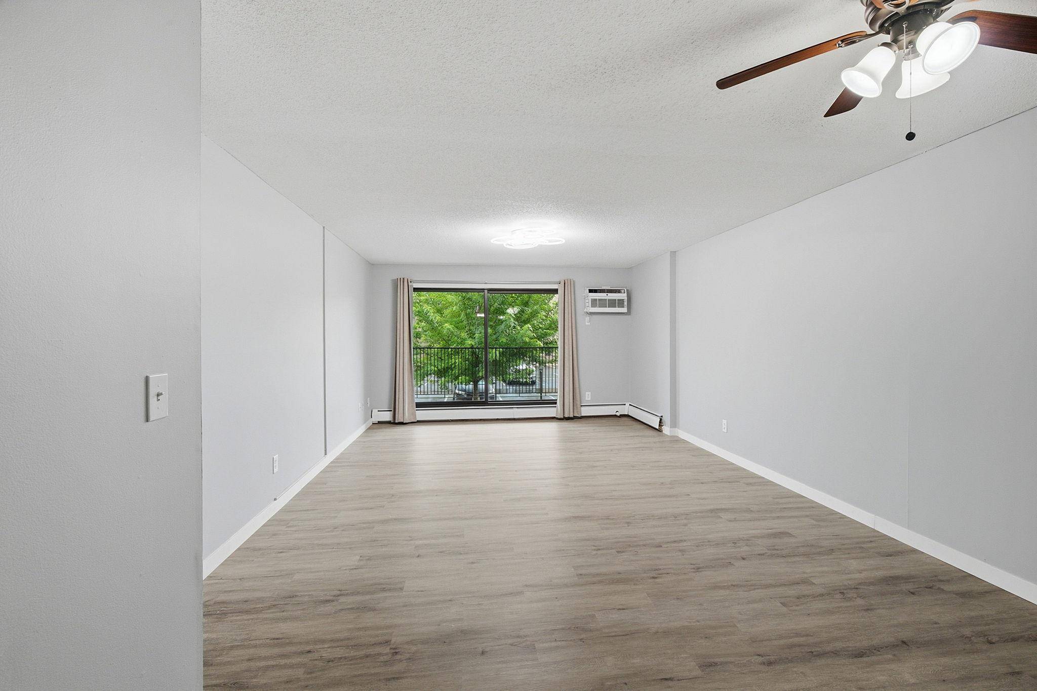 1871 Silver Bell RD #107, Eagan, MN 55122