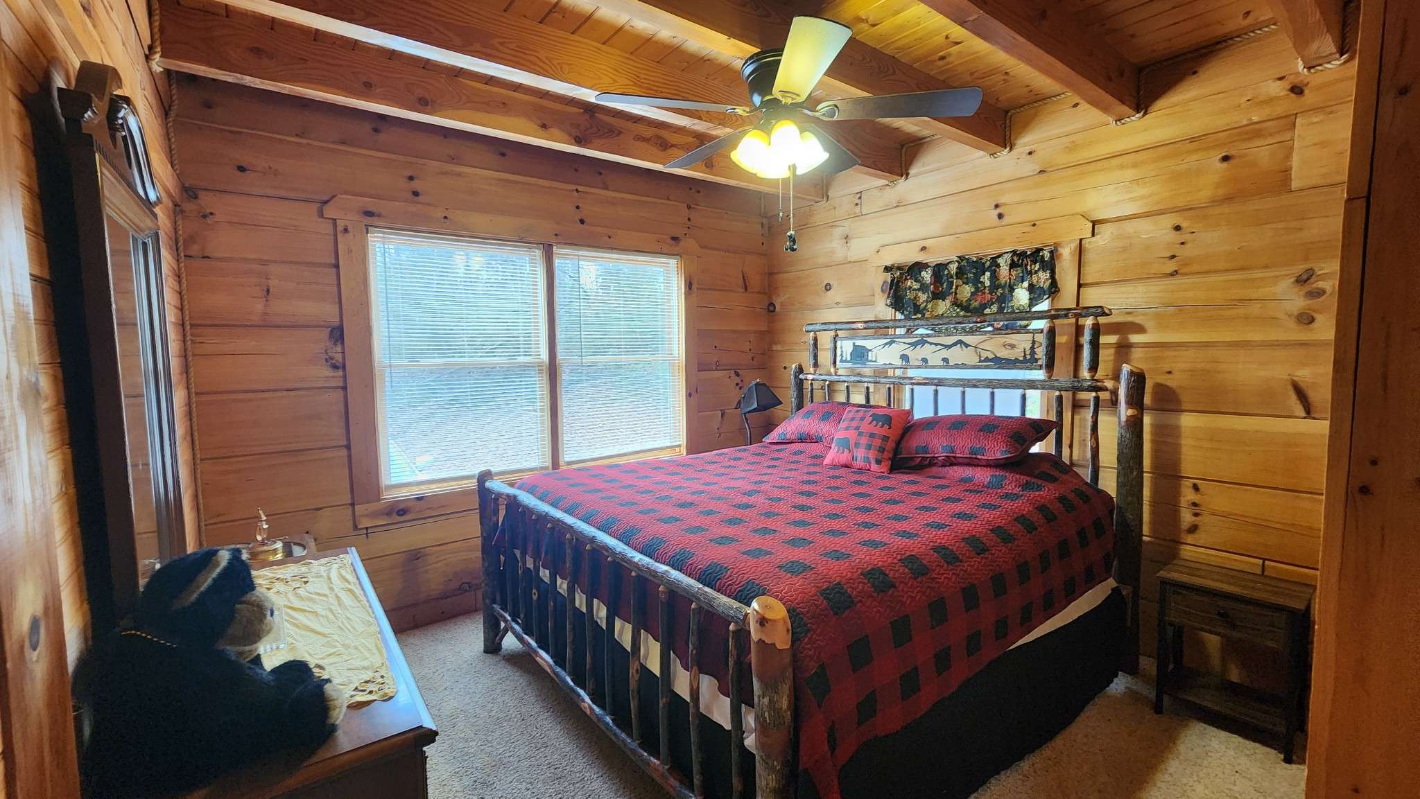 5615 Eastport Rd, Alpine, TN 38543