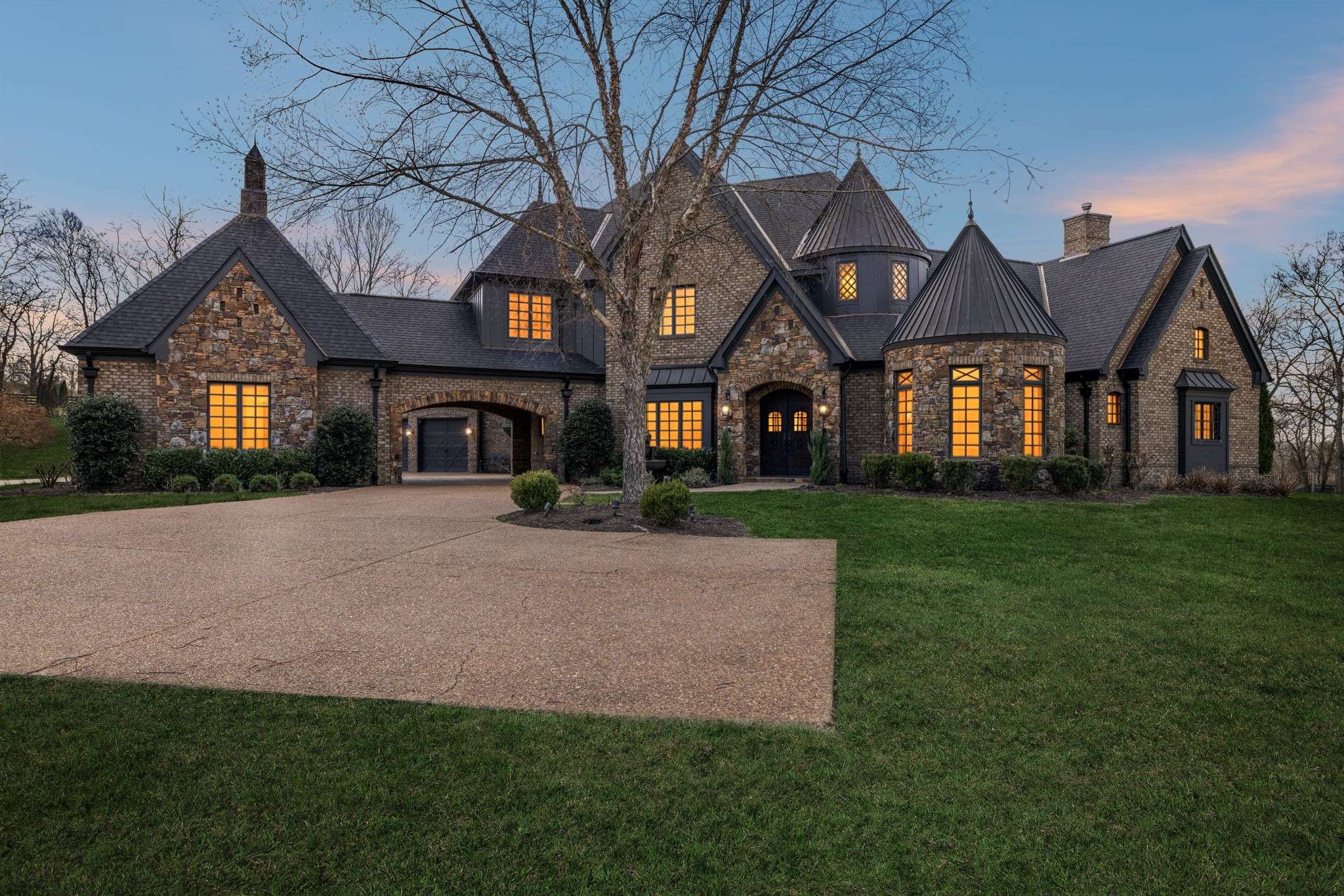 7105 Marsh Hawk Ct, Arrington, TN 37014