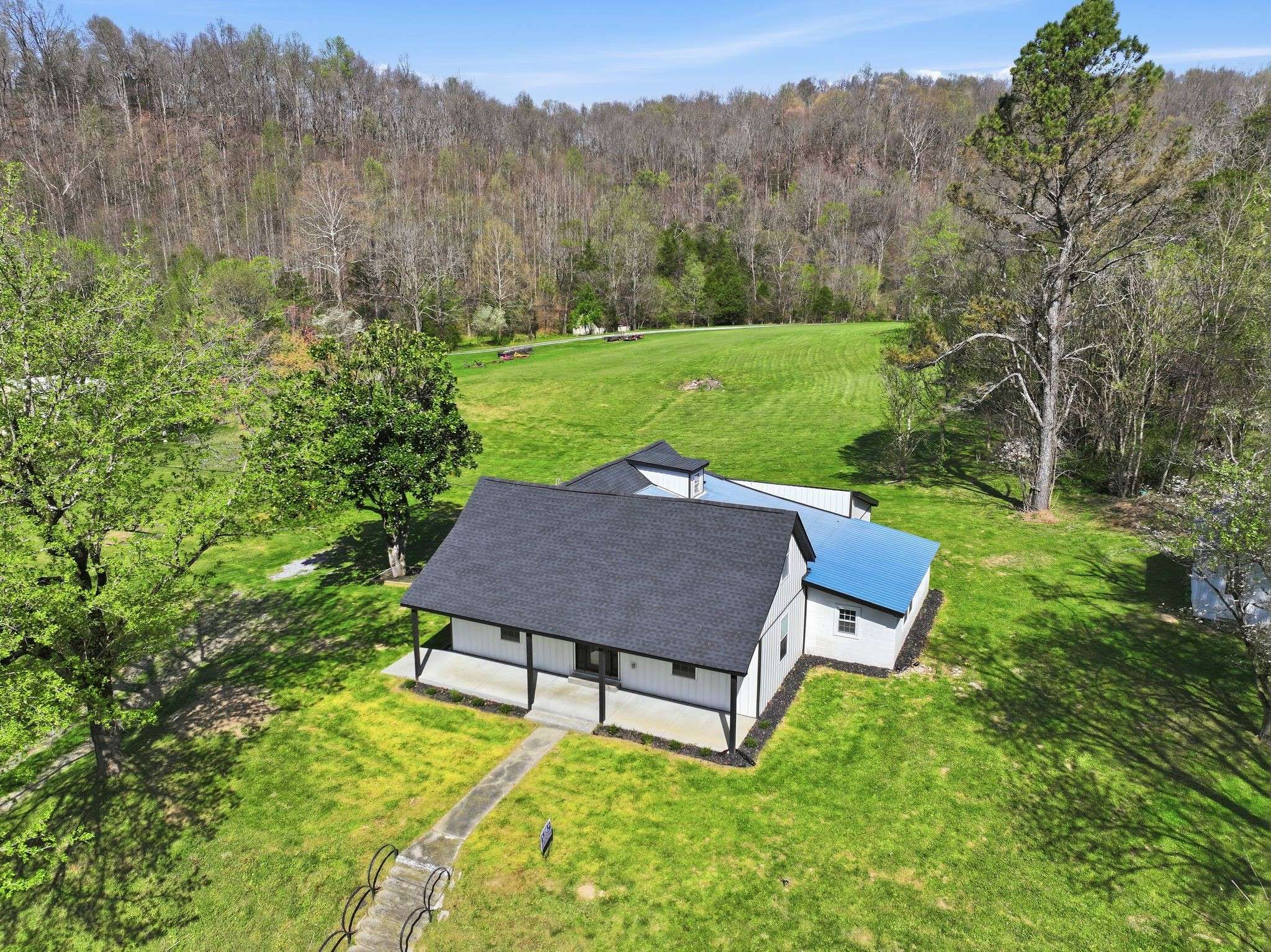 2635 McBrides Branch Rd, Beechgrove, TN 37018