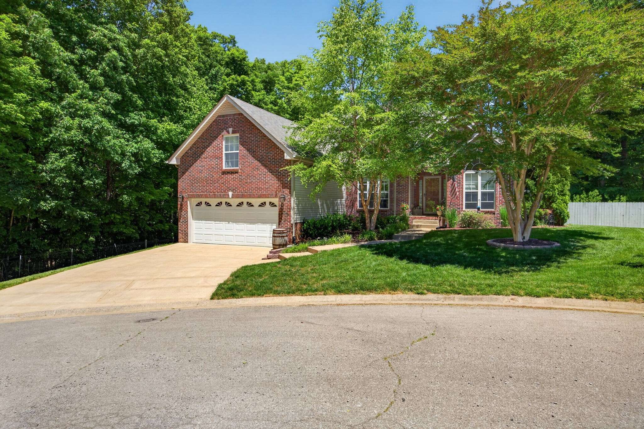 4377 Taylor Hall Ln, Adams, TN 37010