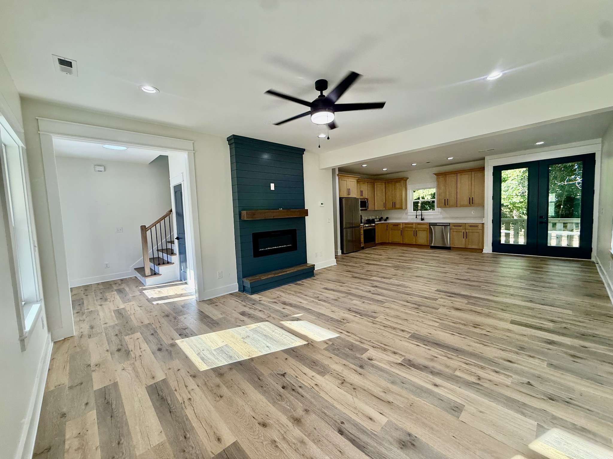 355 Summitville, Manchester, TN 37355