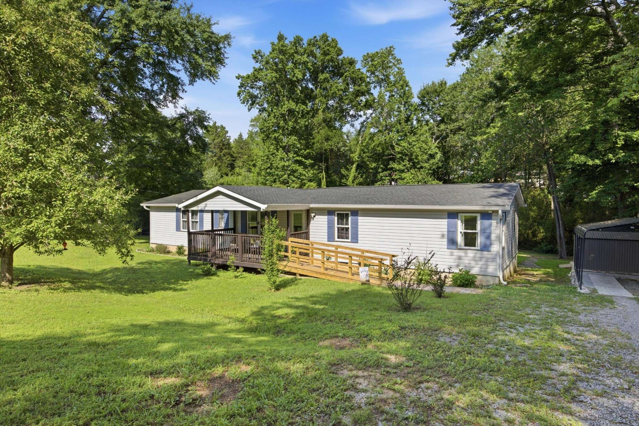 1713 Santa Barbara Circle, Soddy Daisy, TN 37379