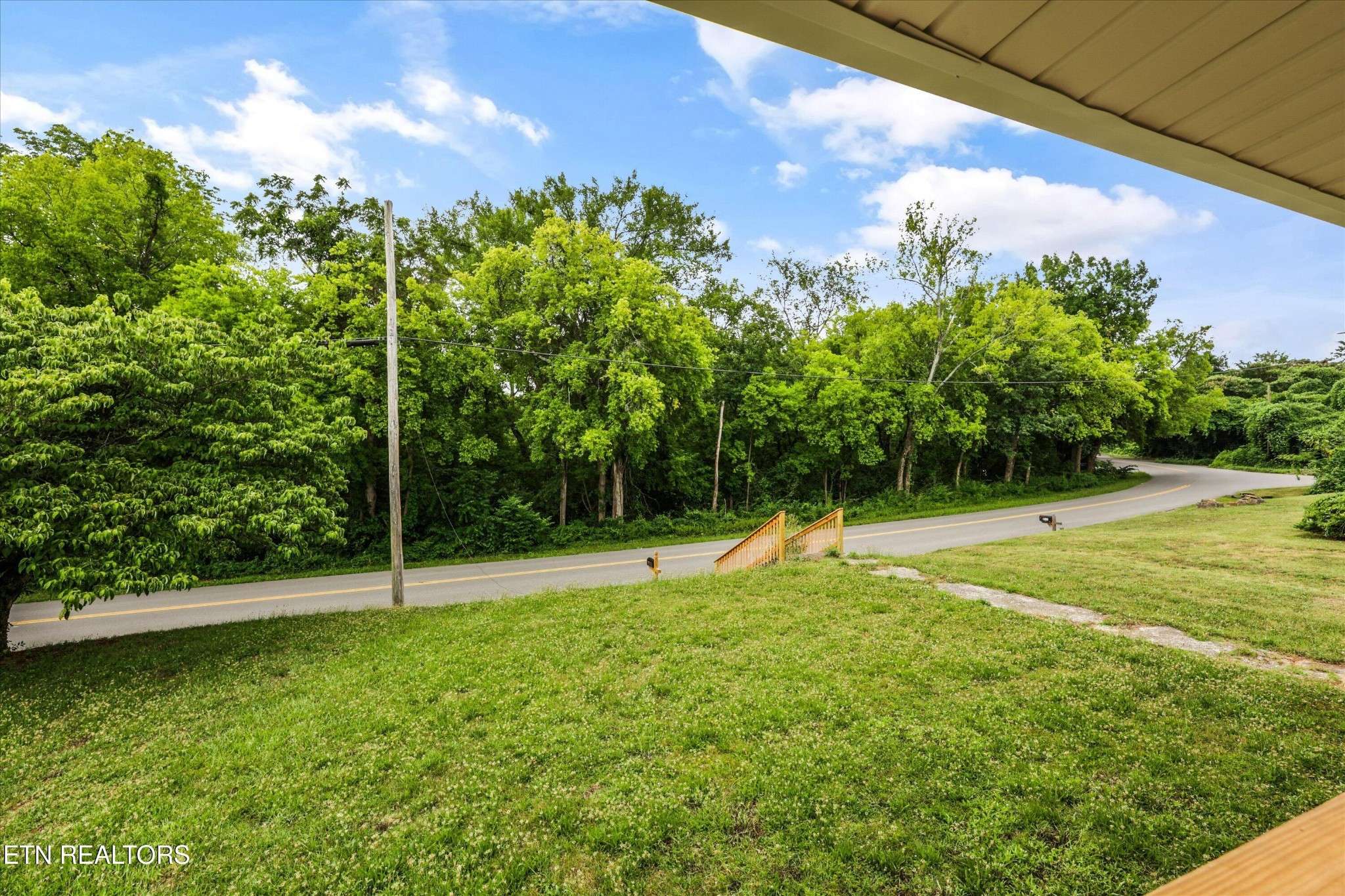 444 Louisville Rd, Alcoa, TN 37701